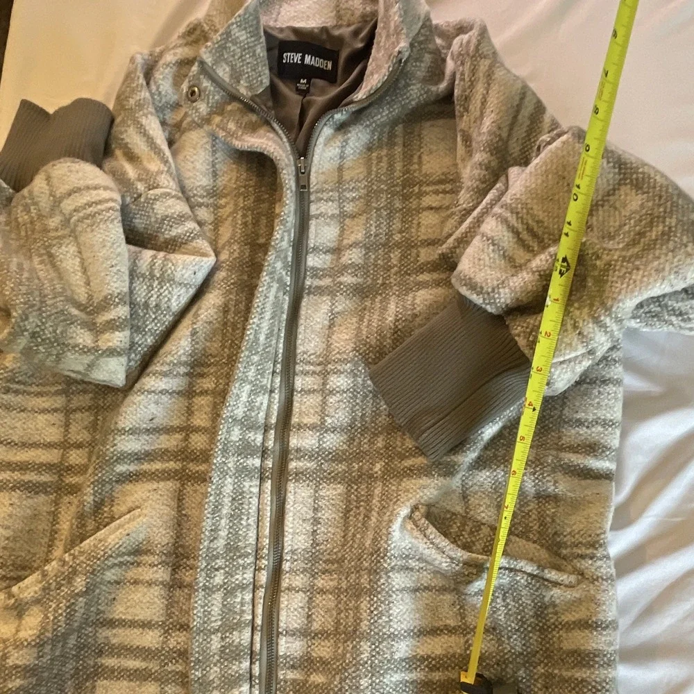 Steve Madden Women's Gray Plaid Collared Zip/Snap Jacket w/ Pockets M - Picture 7 of 13